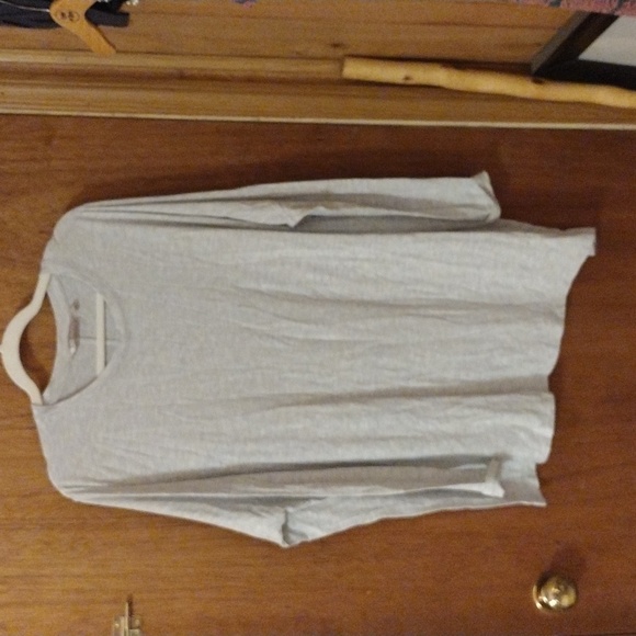ATHLETA Batwing Top Medium Tall - Picture 1 of 4